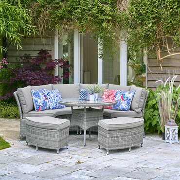 Leisuregrow - Monaco curved Dining Set